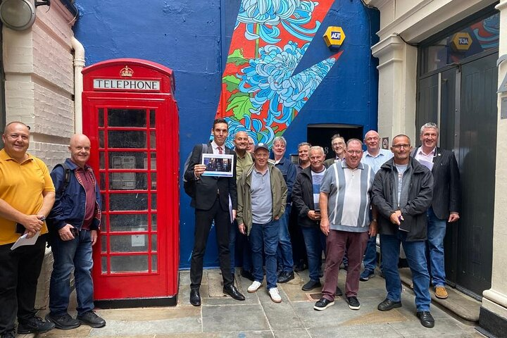 Private Rock n Roll History Tour of London in an Iconic Black Cab - Photo 1 of 13